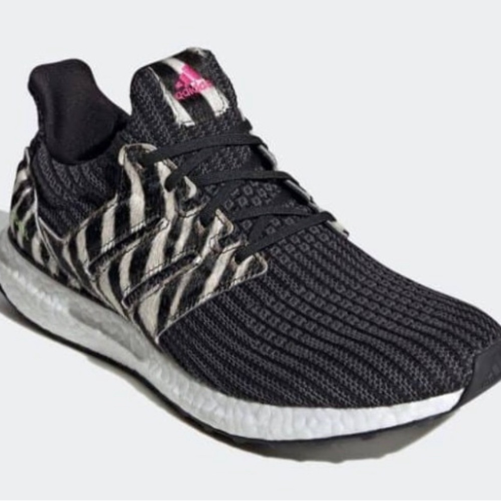 Adidas Ultra Boost DNA in Zebra